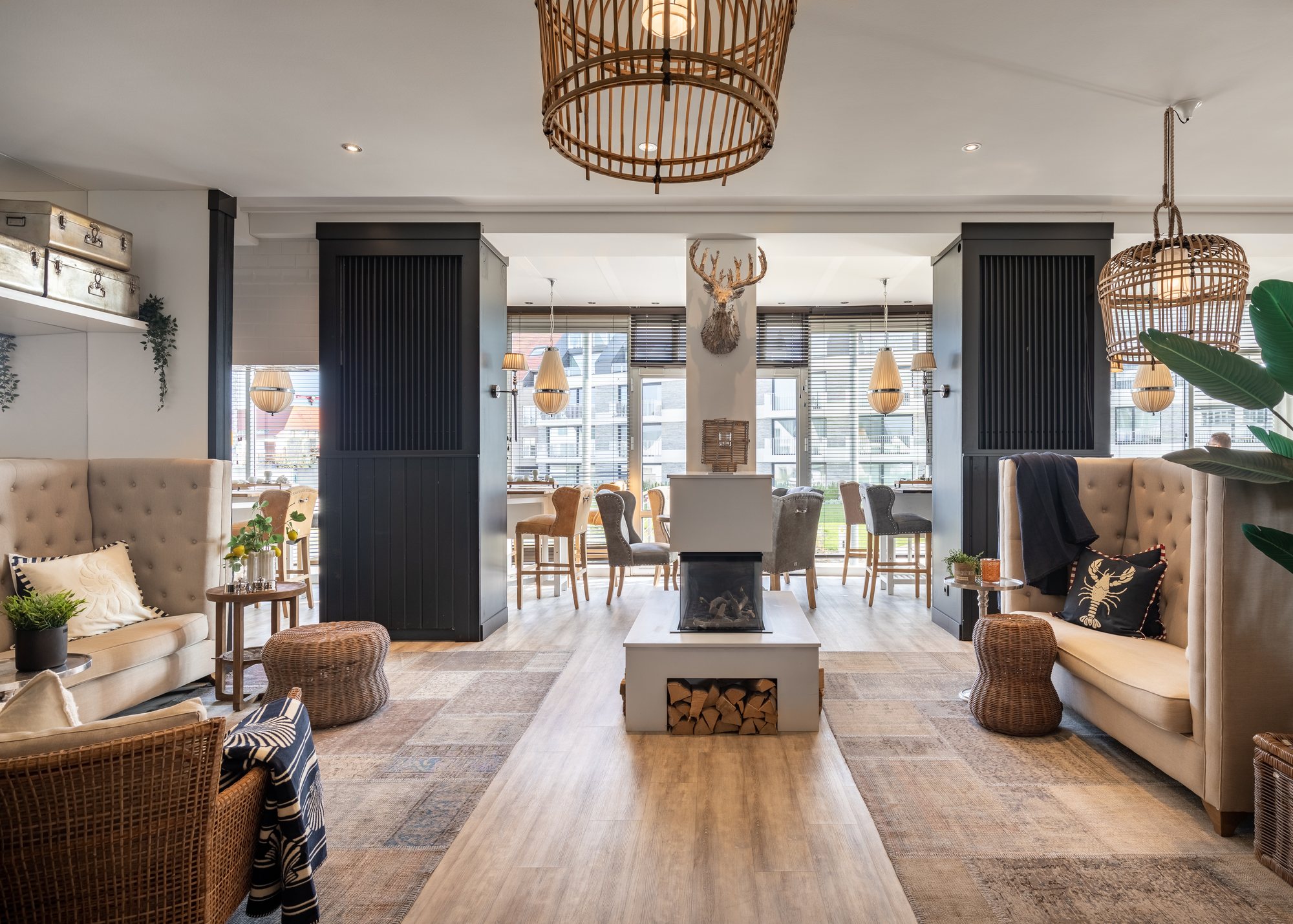 De lounge, ingericht door Rivièra Maison